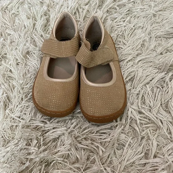 Livie & Luca Gold Dress Shoes Soft Sole Moccasins - Picture 1 of 1